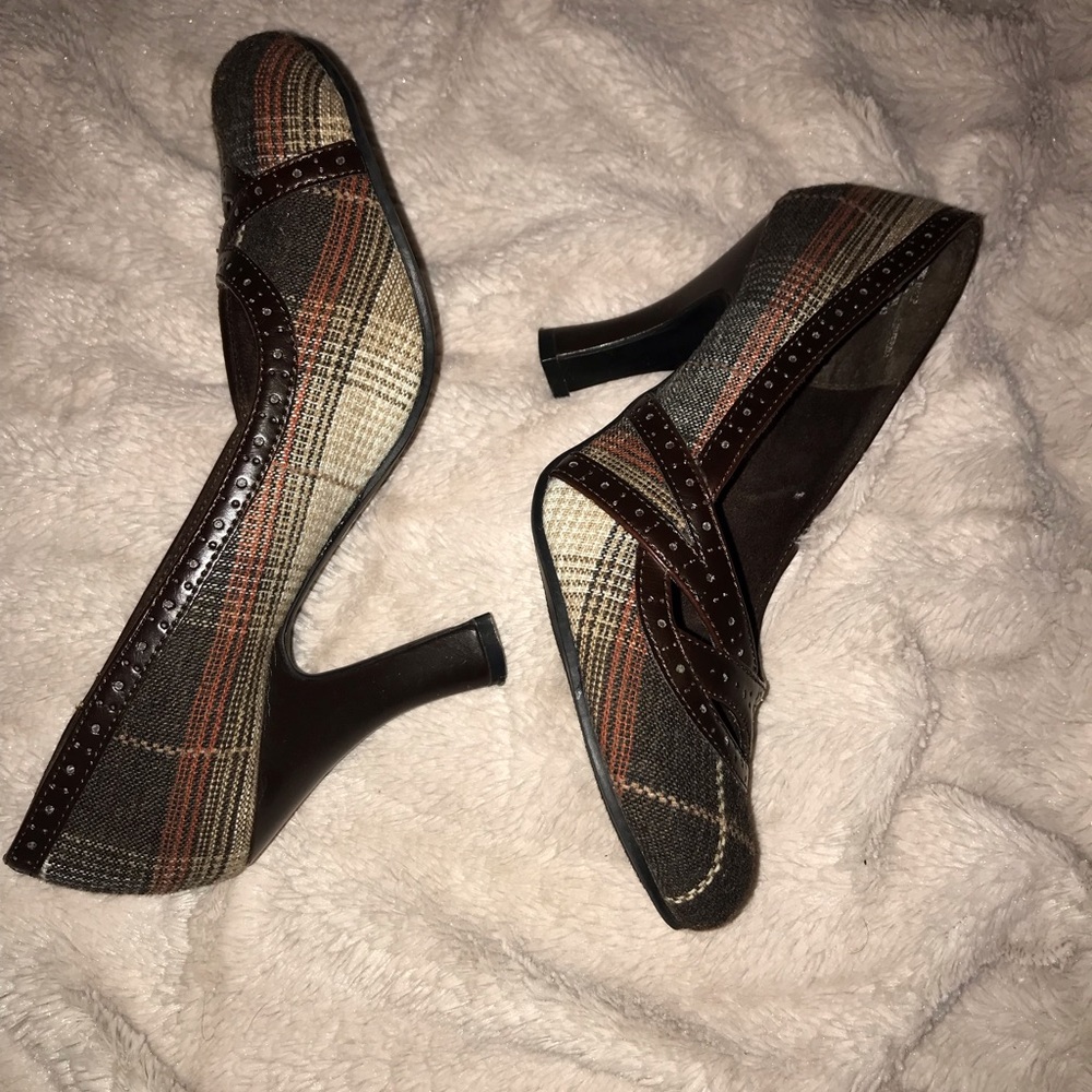 Bongo plaid heels